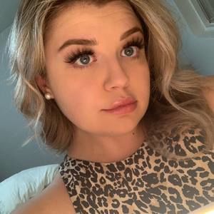 Meet your Posher, Juliette